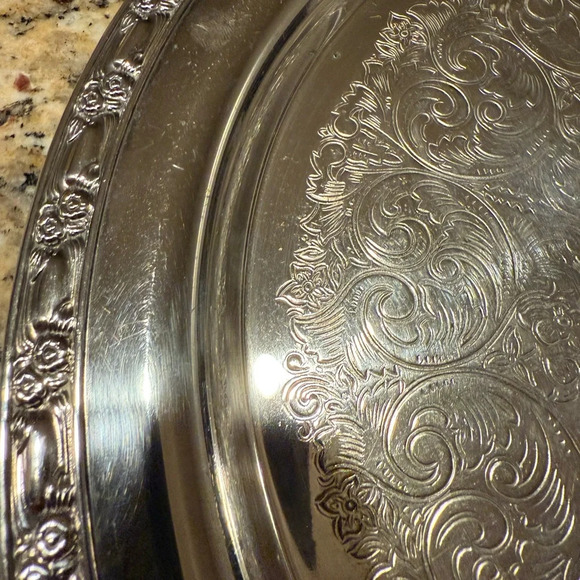Oneida VTG Silver Serveware for Elegant Dining - Picture 8 of 9
